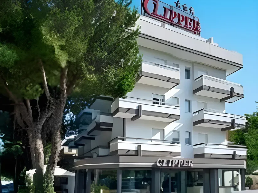 Hotel Clipper - Image 1