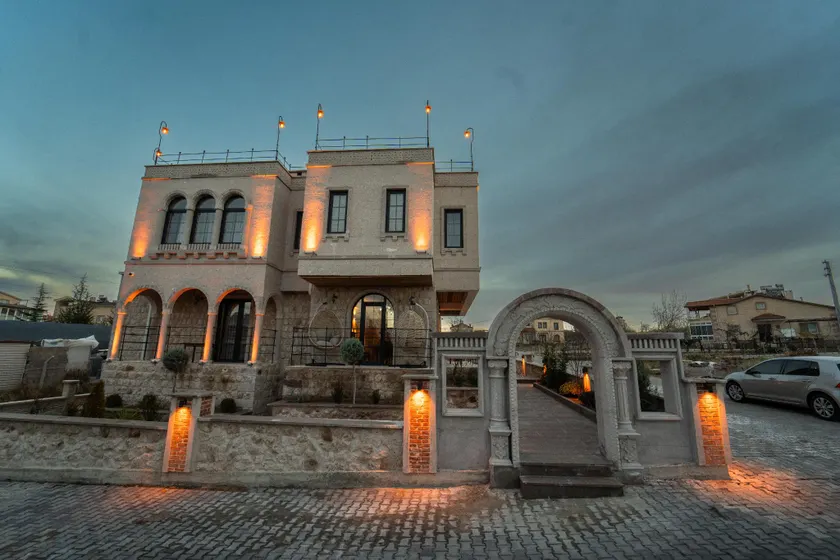 Alin Stone House - Image 1
