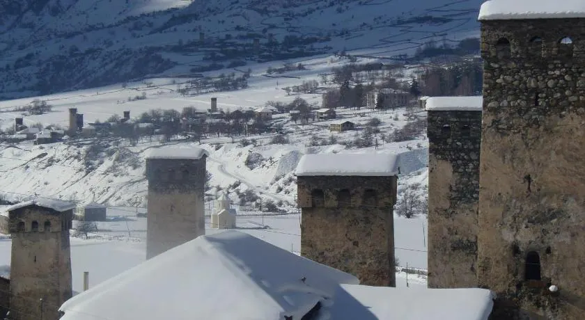 Vodo's Guesthouse - Image 1
