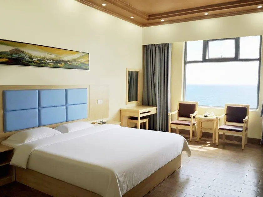 Bihai International Hotel - Image 1
