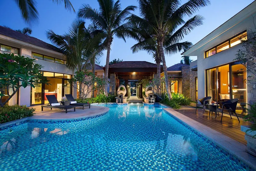 Grand Metropark Villa Resort Sanya Yalong Bay - Image 1