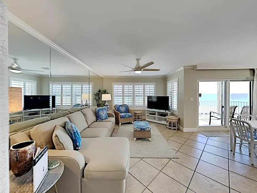 Emerald Dunes #405 - Image 1