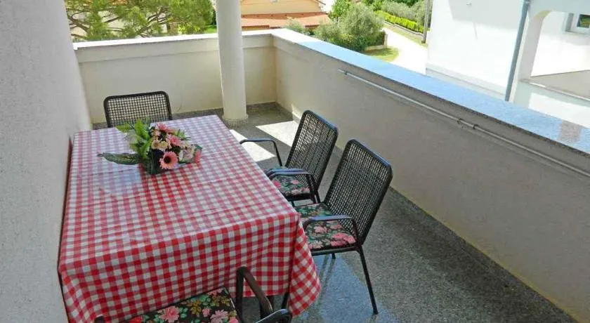 Apartment in Valbandon - Istrien 27864 - Image 1