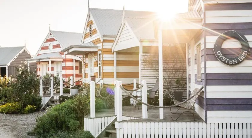 Beach Huts Middleton - Image 1