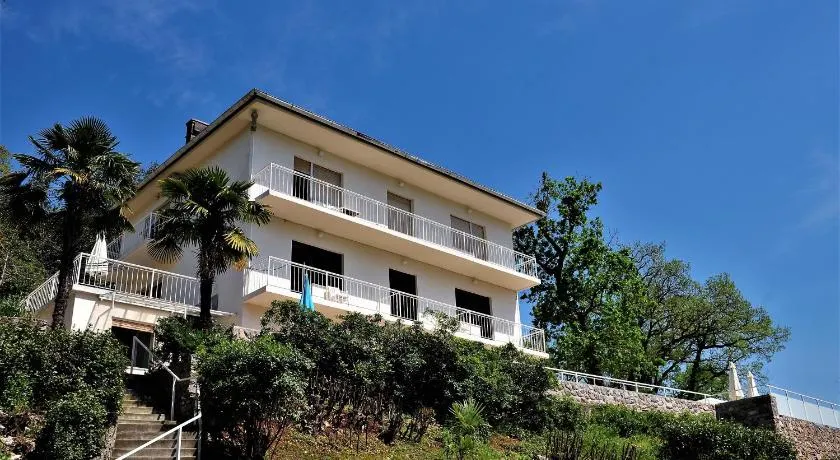 Apartmani Kadmen - Image 1