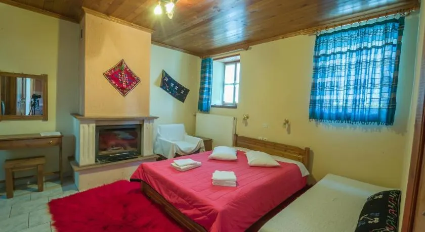 To Petrino Guesthouse - Image 1