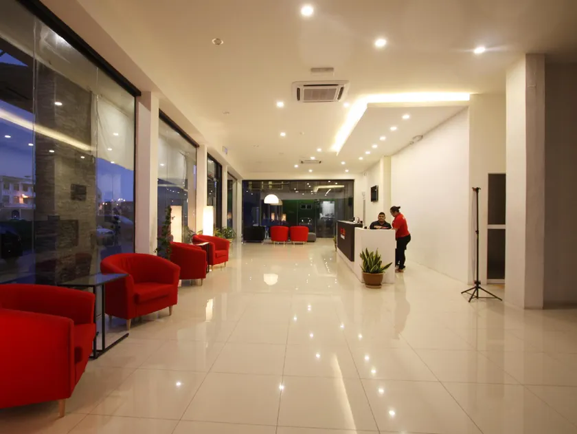 Place2Stay Business Hotel @ Waterfront - Image 1