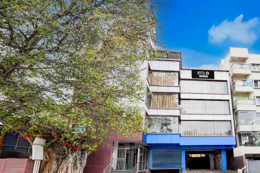 Townhouse Bengaluru SMVT Rilaway Station - Image 1