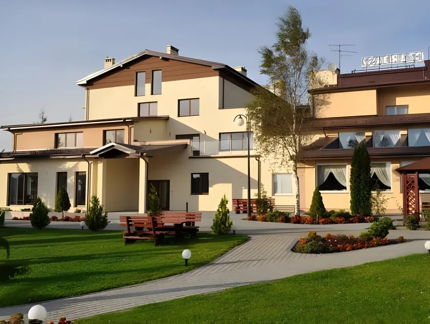 Hotel Luzino - Image 1