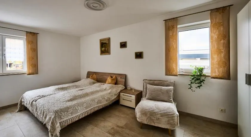Ferienwohnung Kümmersbruck - Image 1