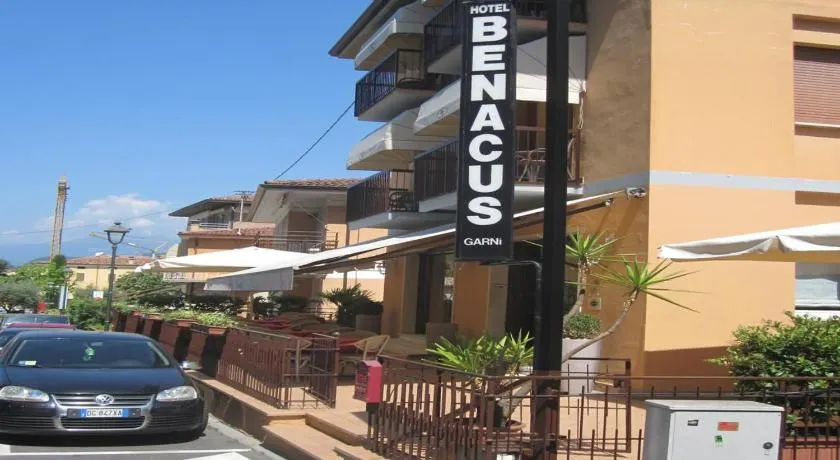 Hotel Benacus - Image 1