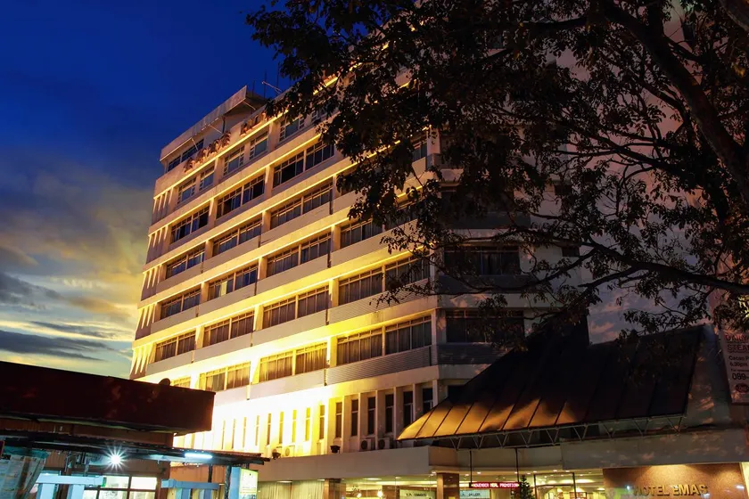 Hotel Emas - Image 1