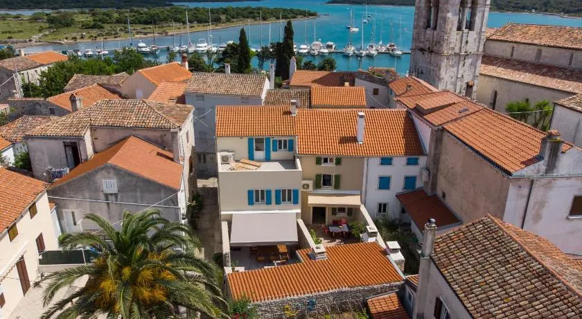 At home in Osor, Cres - Image 1