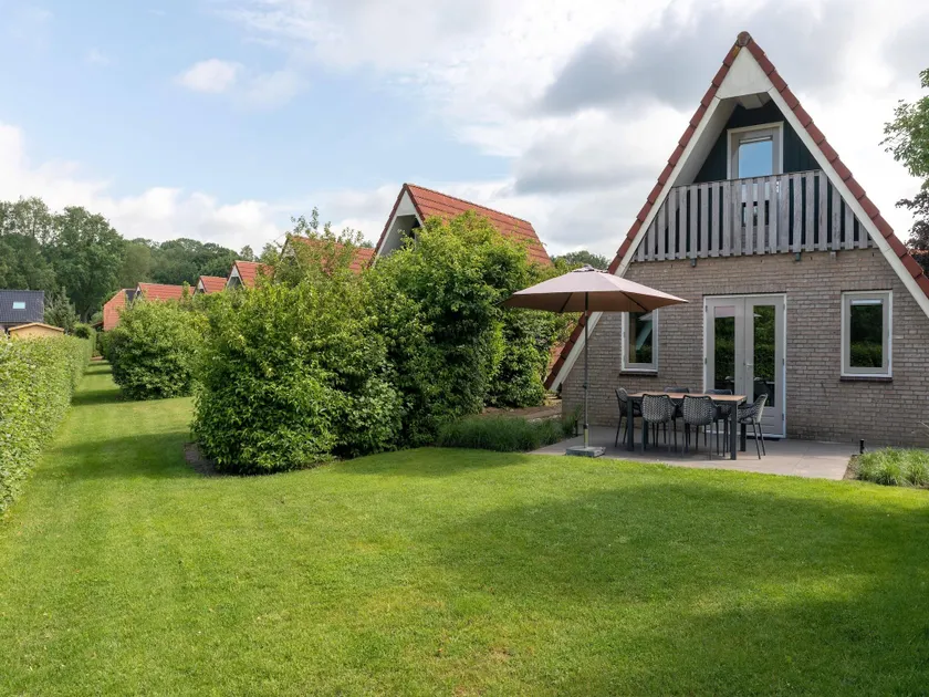 Holiday Home in Plasmolen near Nature Reserves - Image 1