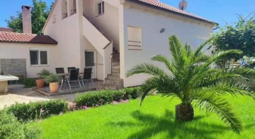 Apartments Z - Image 1