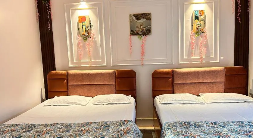 Shubham guest house jwalamukhi - Image 1