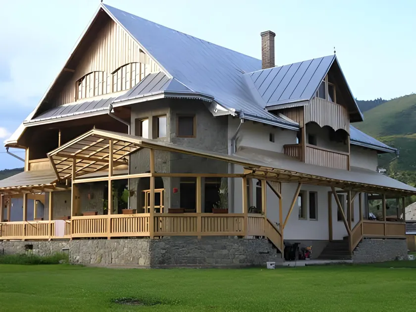 Pensiunea Casa Elvira - Image 1