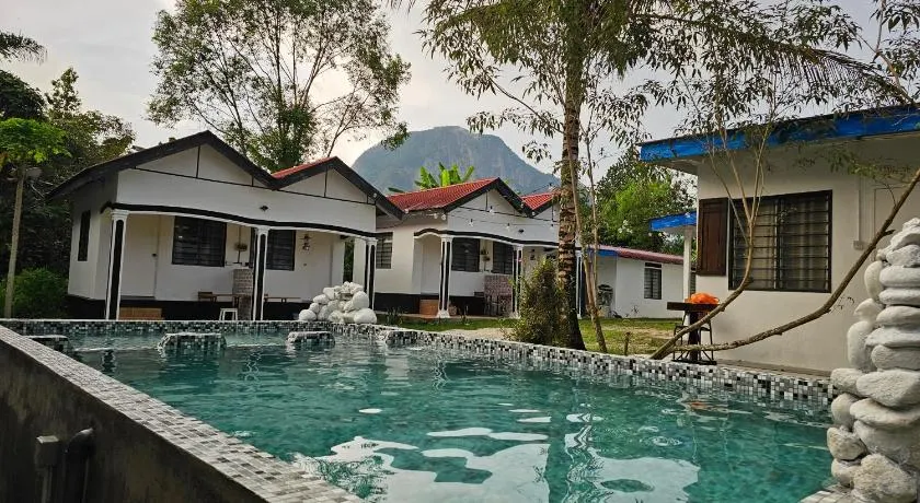 Batu Puteh Chalet by the River, Pool, WIFI - Image 1
