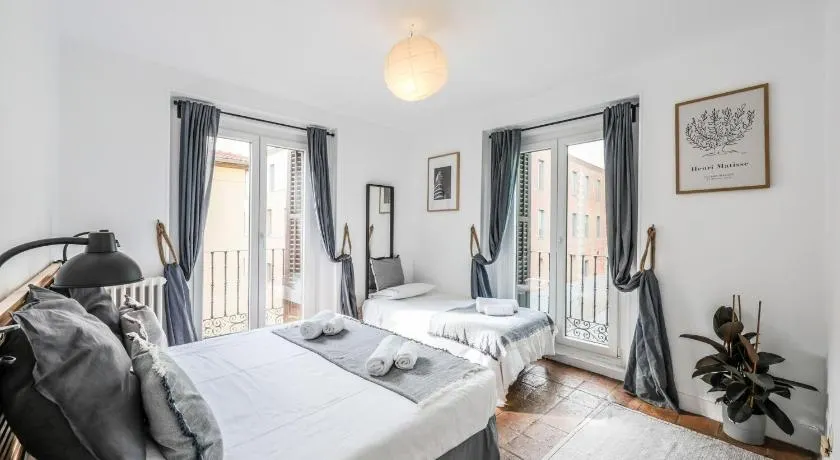Agora Boutique Coliving Madrid - Image 1