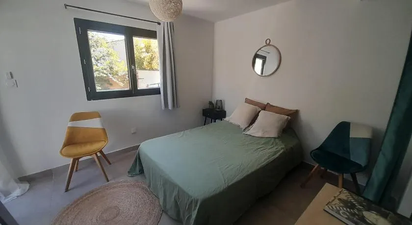 Chambre en Petite Camargue - Image 1