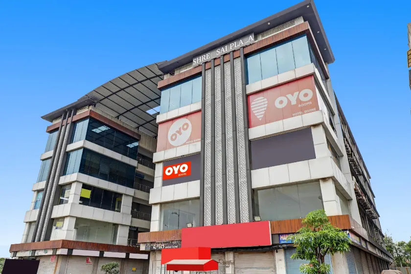 HOTEL O MAX - Image 1
