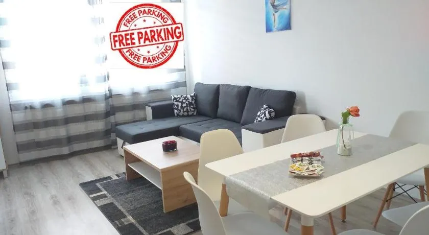 Hatvan Corner Apartments - Image 1