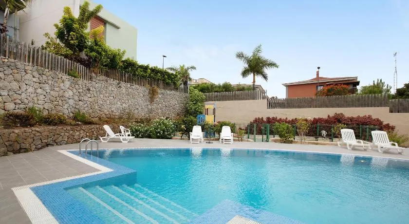 Ferienhaus 'La Quinta Adosado' mit Meerblick, Gemeinschaftspool und WLAN - Image 1