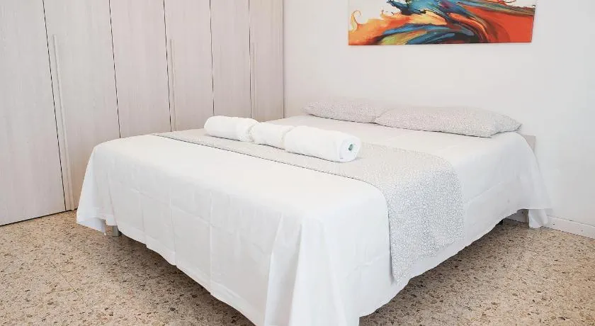 Enjoy Apartment Gorla - Image 1