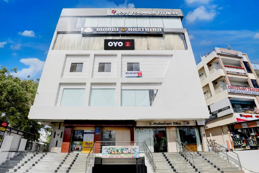 Hotel O Starlight B - Image 1