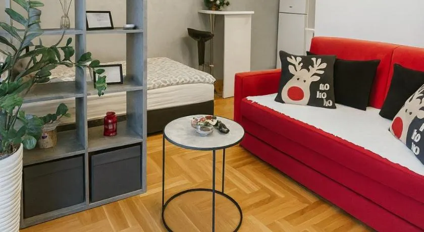 Studio IKA Belgrade Airport Free Parking possible Self Check-In Terrace - Image 1