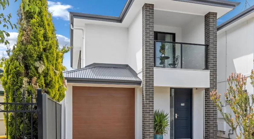 Entire 2 storey home in Tranmere - Image 1