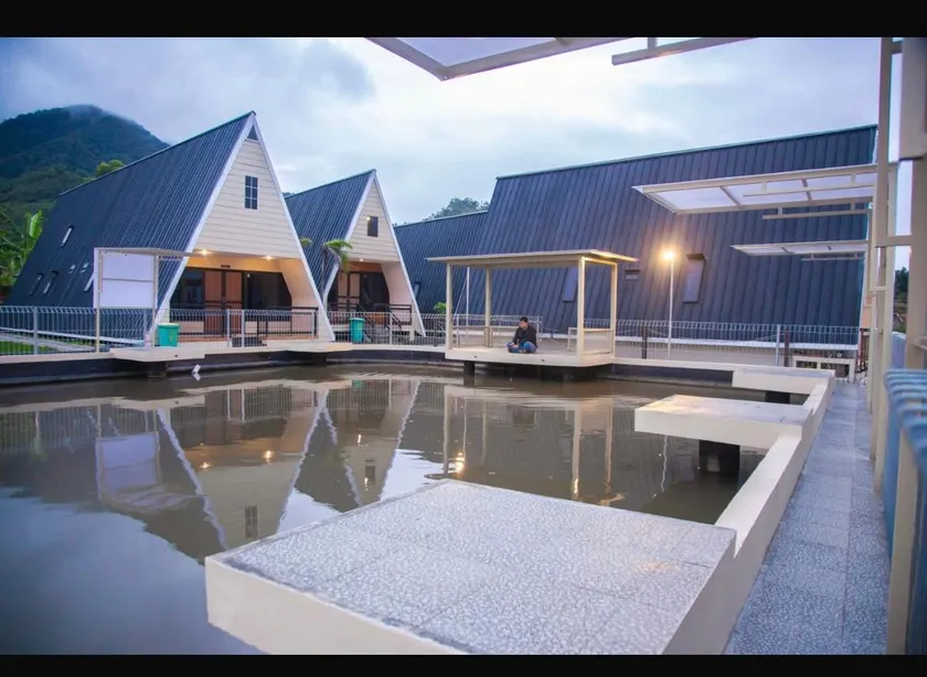 Alkasturi Hotel & Cottage Ciwidey Syariah - Image 1