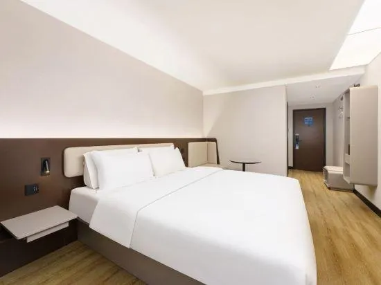Hanting Hotel Shenyang Sujiatun Railway Station - Image 1