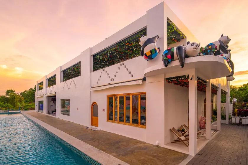 Madeline Paradise Resort - Image 1