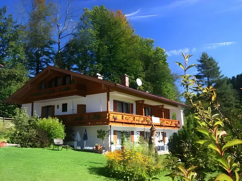 Tourist Hotel Boehm - Image 1
