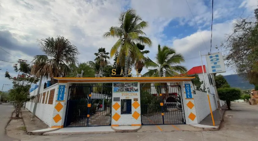 Hotel Sael - Image 1