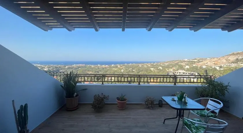 Sea View Loft - Image 1