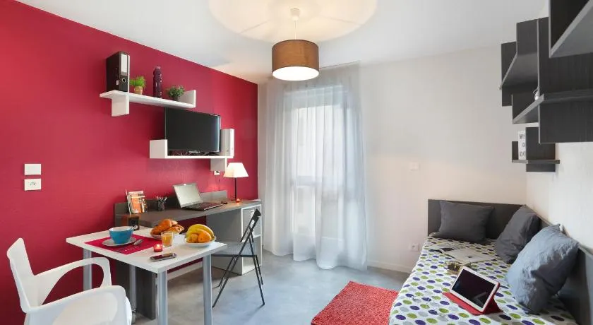 Residence Nemea Clermont Centre - Image 1