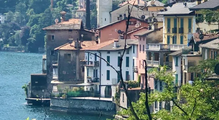 Via Scale Apartments, Lake Como, Brienno - Image 1