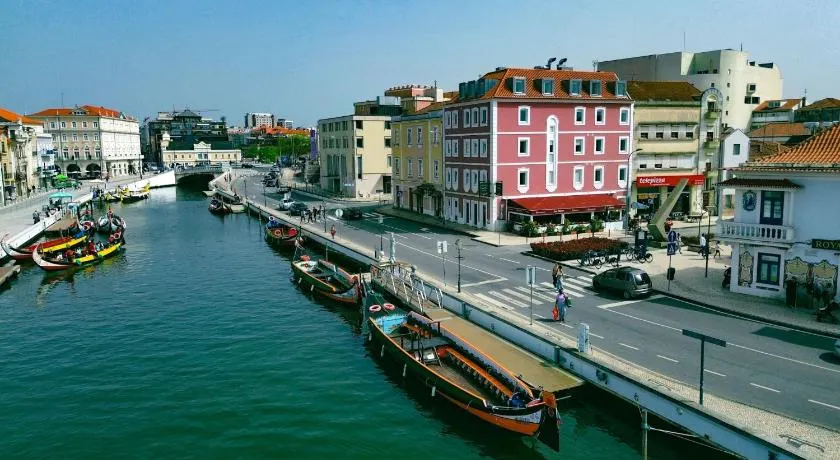 Maraveiro House - Image 1