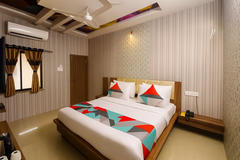 The Sky Comfort - Hotel The Heaven, Dwarka - Image 1