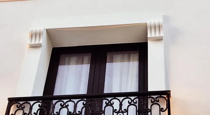 Old Town Villa - Image 1