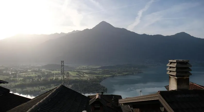 Appartamenti Montemezzo Le Case in Pietra - Image 1