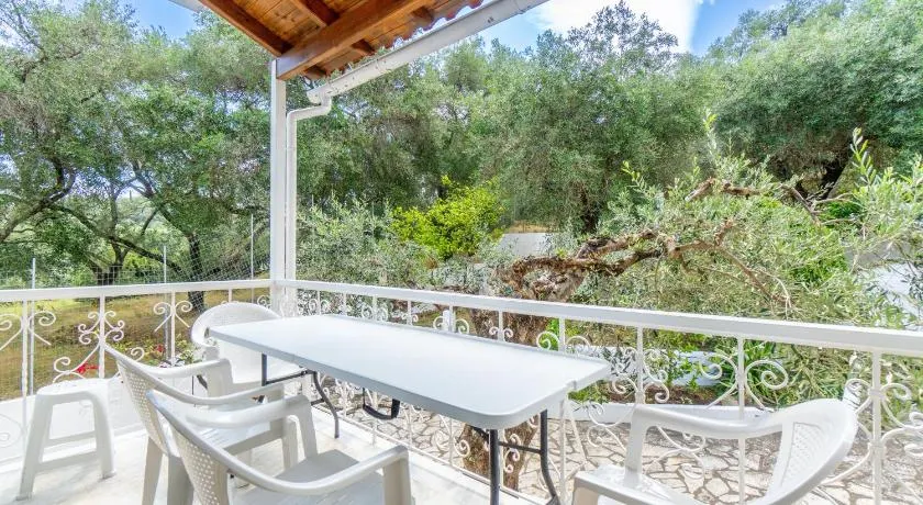 Appartement de vacances adapté aux familles avec jardin, barbecue et terrasse | Vue mer - Image 1