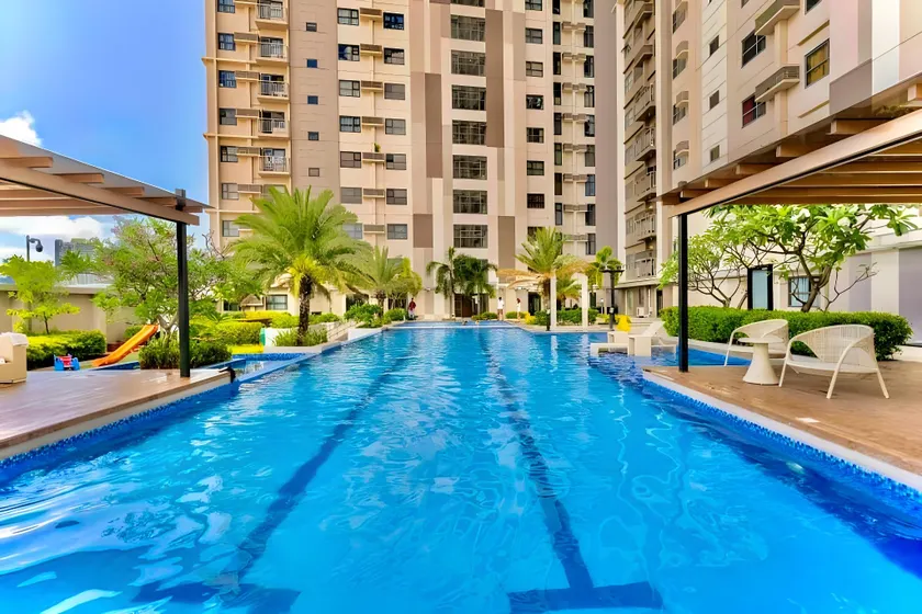 42nd Floor Condo with Pool at Horizon 101 Tower 2 - Image 1