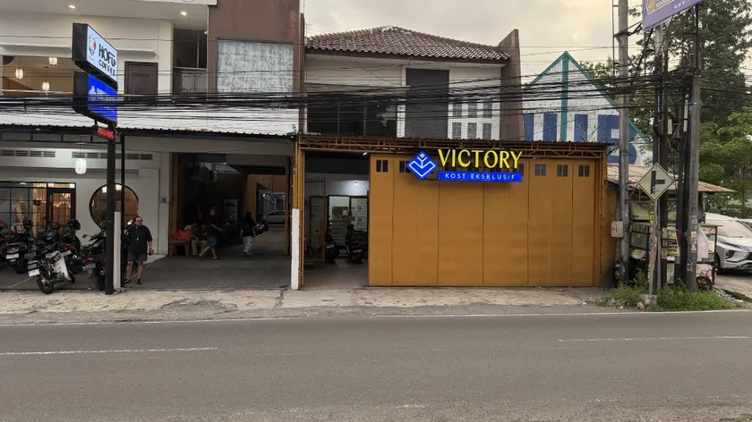 Victory Kost Eksklusif - Image 1