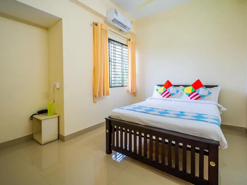 OYO 14879 Elegant 1BHK - Image 1