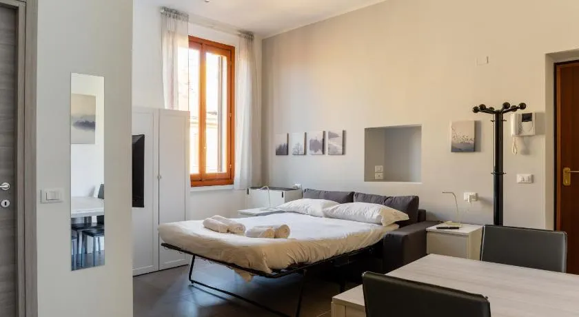 Newly Renovated Loft near Centrale - Image 1