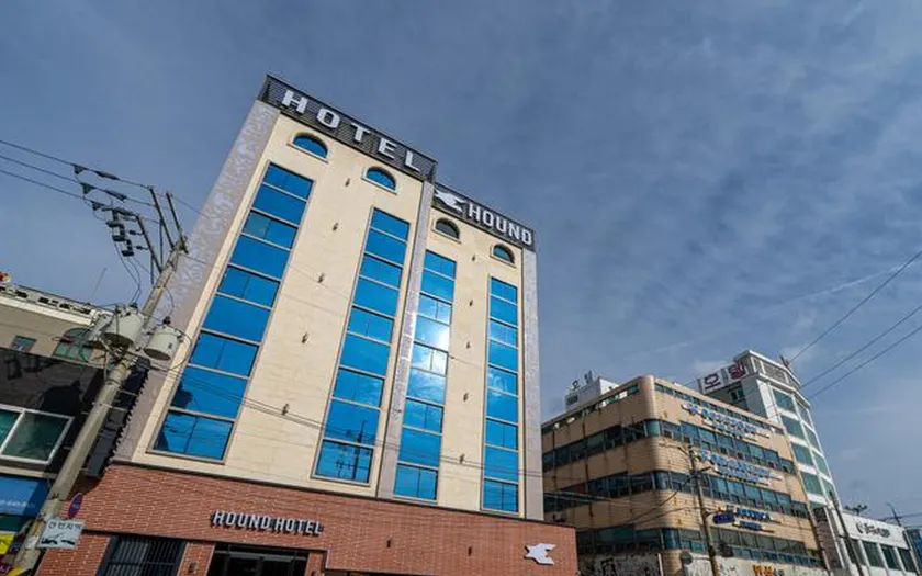 Hound Hotel Tongyeong - Image 1