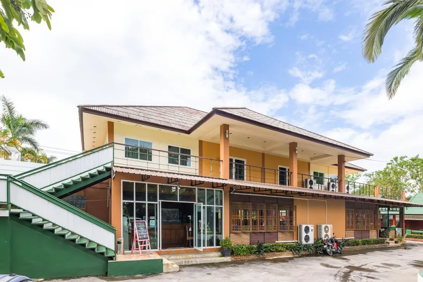 Huenkhum Resort เฮือนคำรีสอร์ท แม่สาย เชียงราย - Image 1